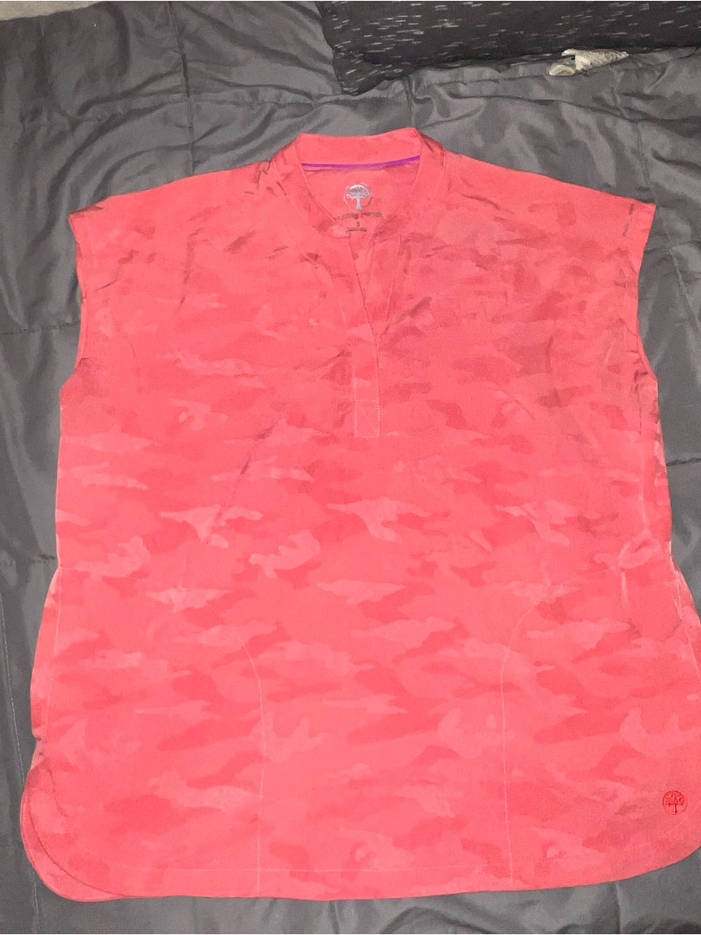 Women’s Coral Camo Short-Sleeve Shirt - and jogger bottoms healing hands